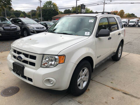 2009 Ford Escape Hybrid for sale at Barga Motors in Tewksbury MA