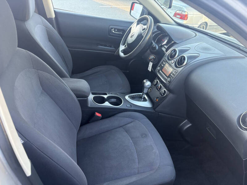 2012 Nissan Rogue S
