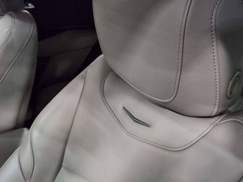 2021 Cadillac XT4 Premium Luxury