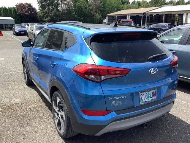 Blue 2018 Hyundai TUCSON Value AWD Value 4dr SUV 3