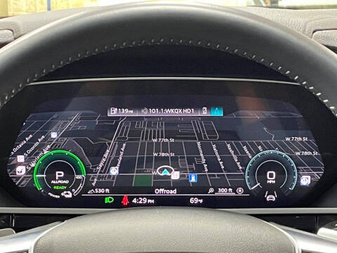 2021 Audi e-tron quattro Premium