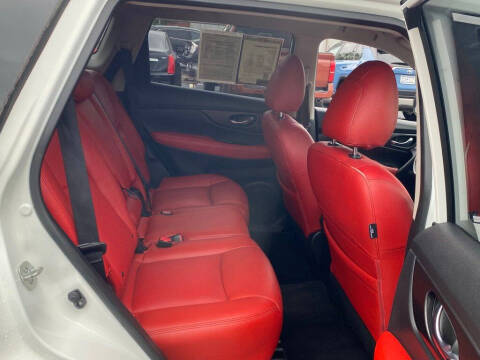 2019 Nissan Rogue S