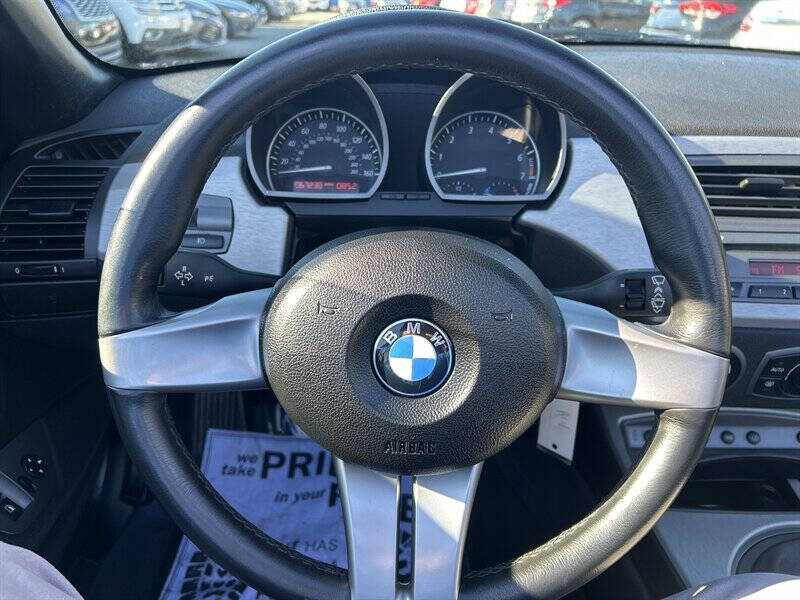 2003 BMW Z4 3.0i