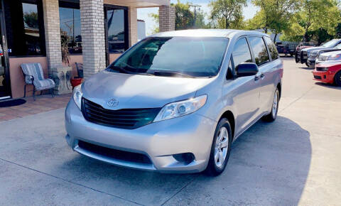 2012 Toyota Sienna for sale at Miguel Auto Fleet in Grand Prairie TX