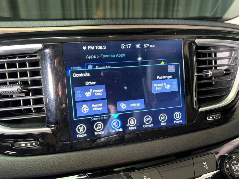 2017 Chrysler Pacifica Touring-L Plus