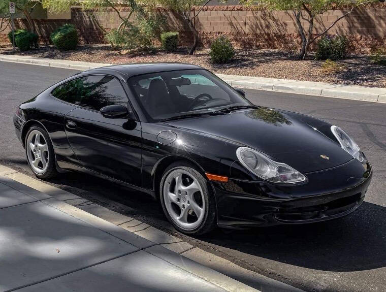 2001 Porsche 911 Carrera 4