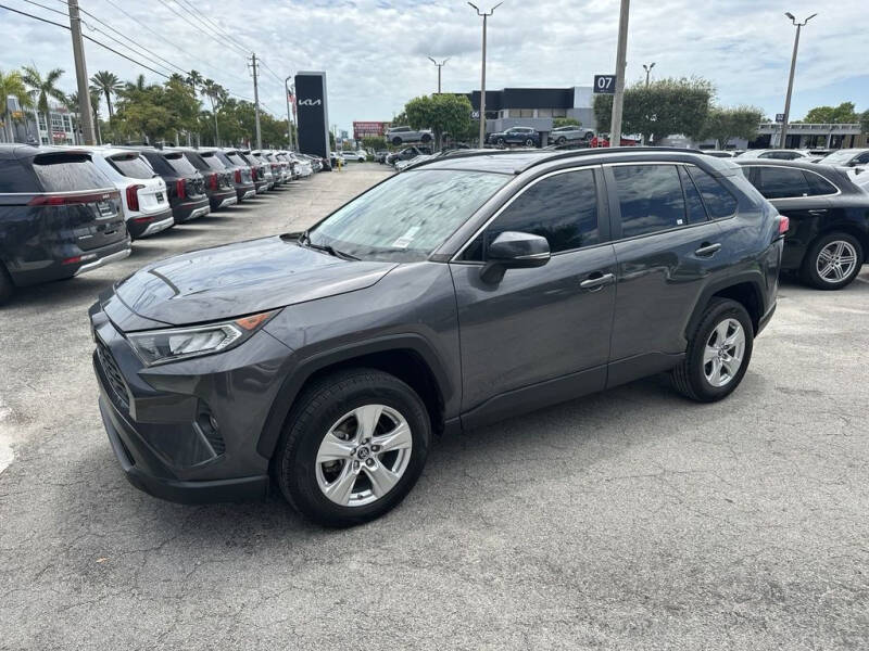 2019 Toyota RAV4 XLE