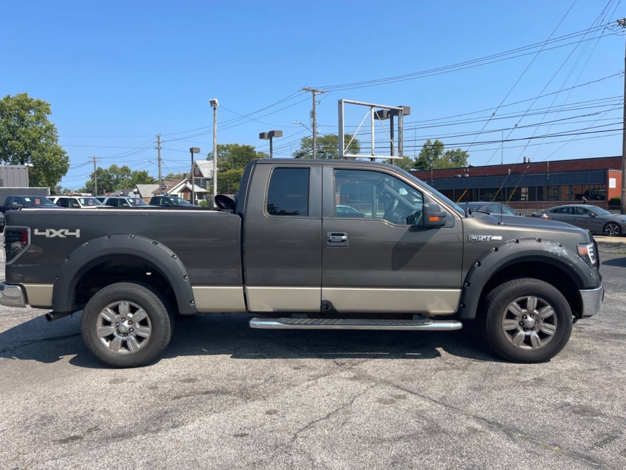 2009 Ford F-150 for sale at AVS AUTO GROUP LLC in CLEVELAND, OH