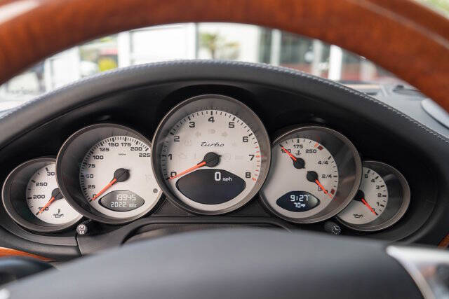 2008 Porsche 911 23