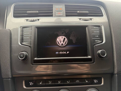 2016 Volkswagen e-Golf SE
