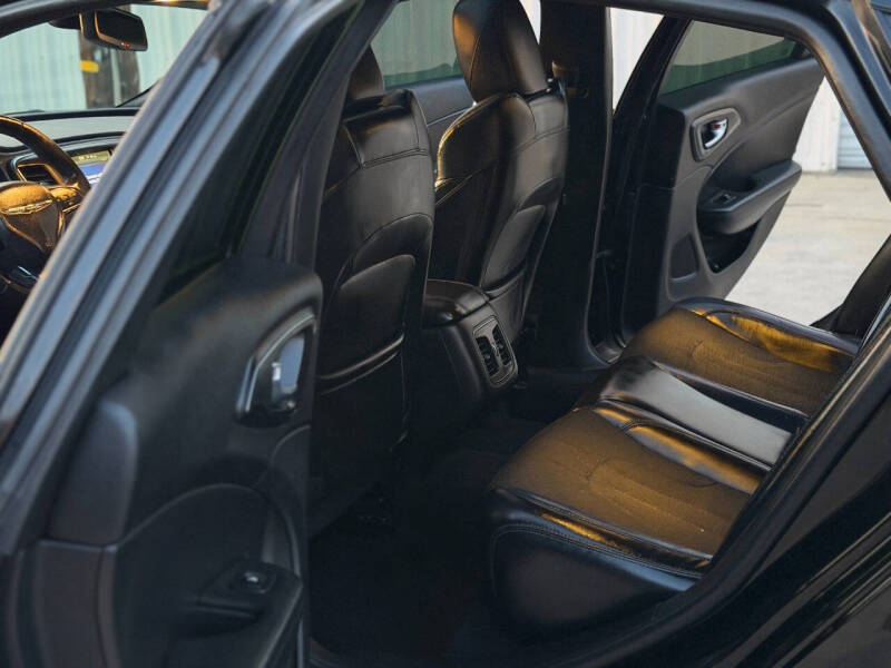2015 Chrysler 200 S
