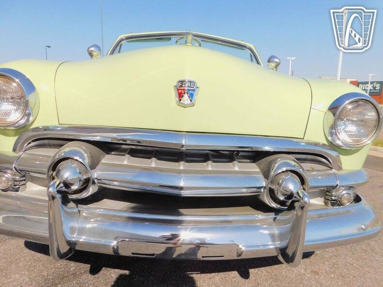 1951 Ford Custom