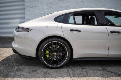 2023 Porsche Panamera