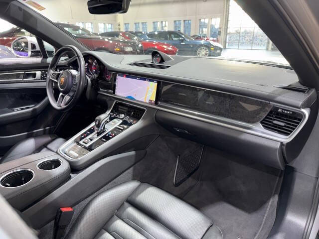 2018 Porsche Panamera 4S