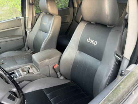 2005 Jeep Grand Cherokee Laredo
