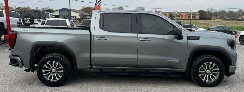 2023 GMC Sierra 1500 Elevation