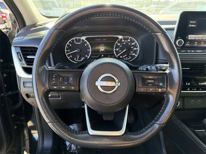 2023 Nissan Rogue SL