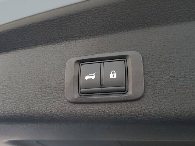 2025 Mitsubishi Outlander PHEV SEL