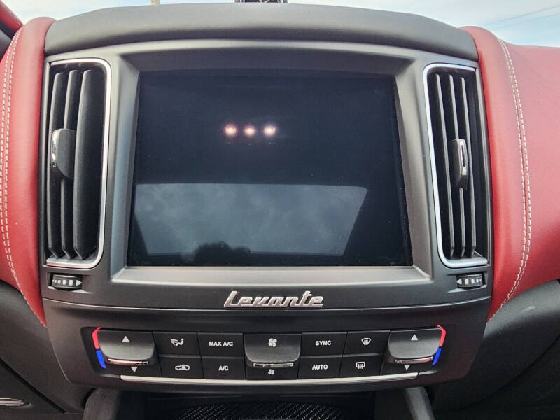 2017 Maserati Levante