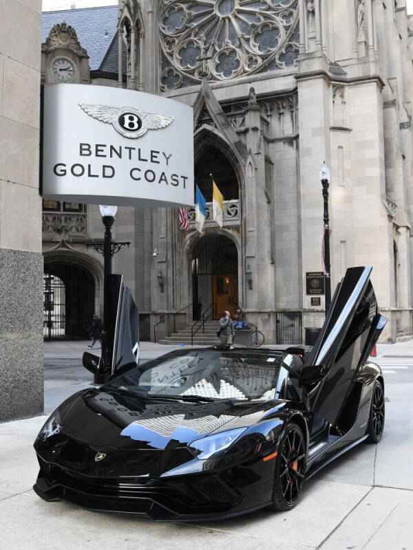 2019 Lamborghini Aventador LP 740-4 S