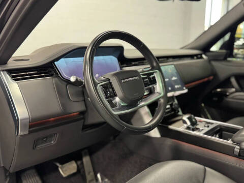 2023 Land Rover Range Rover P530 SV LWB