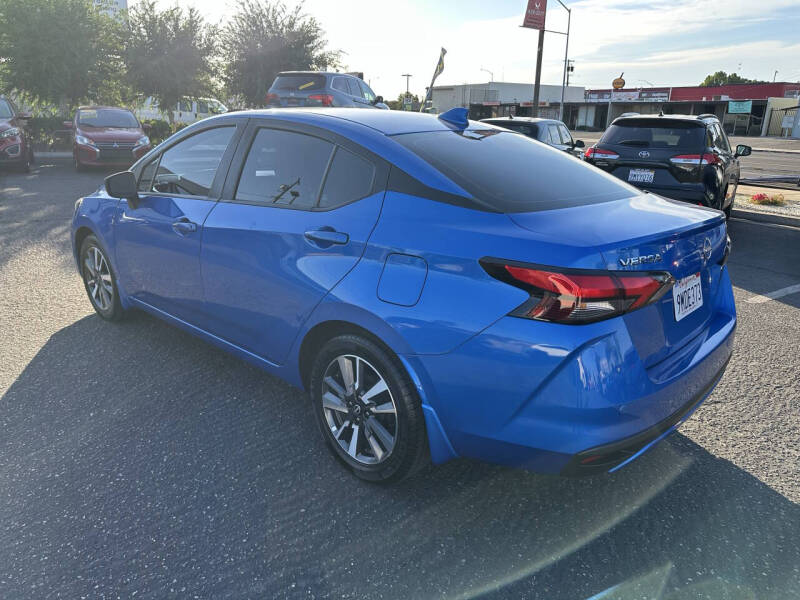 2024 Nissan Versa SV
