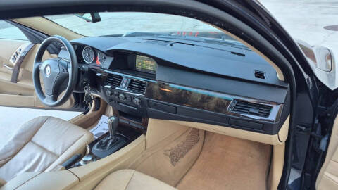 2005 BMW 5 Series 530i