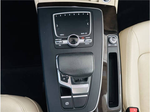 2018 Audi Q5 2.0T quattro Premium Plus