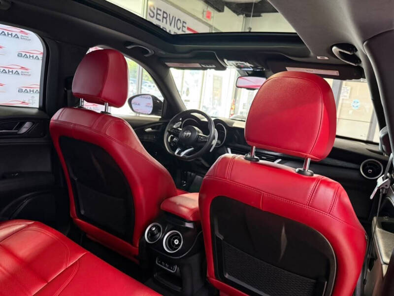 2024 Alfa Romeo Stelvio Sprint