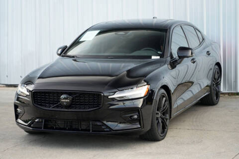 2024 Volvo S60 B5 Plus Black Edition