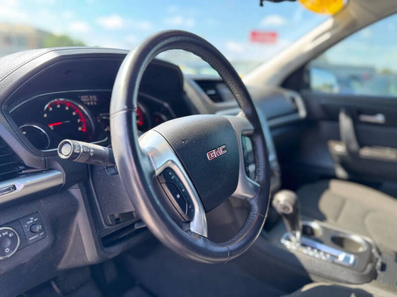 2016 GMC Acadia SLE-1