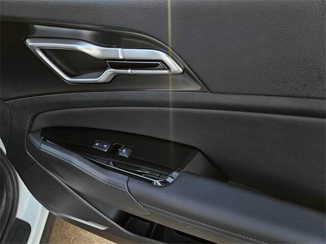 2025 Kia Sportage Hybrid EX