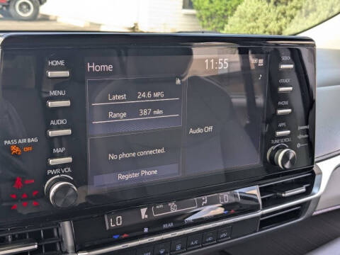 2021 Toyota Sienna LE 8-Passenger