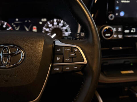 2023 Toyota Highlander XSE