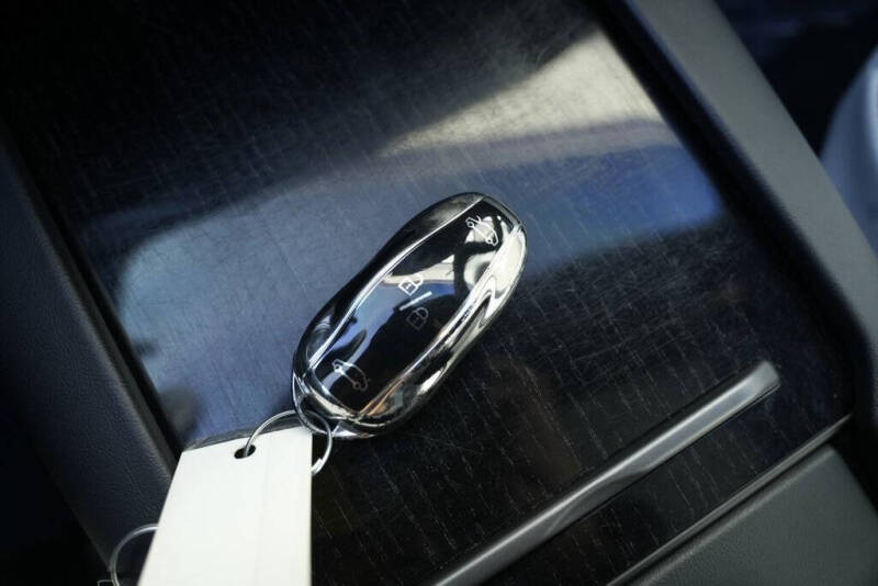 2021 Tesla Model S Long Range Plus