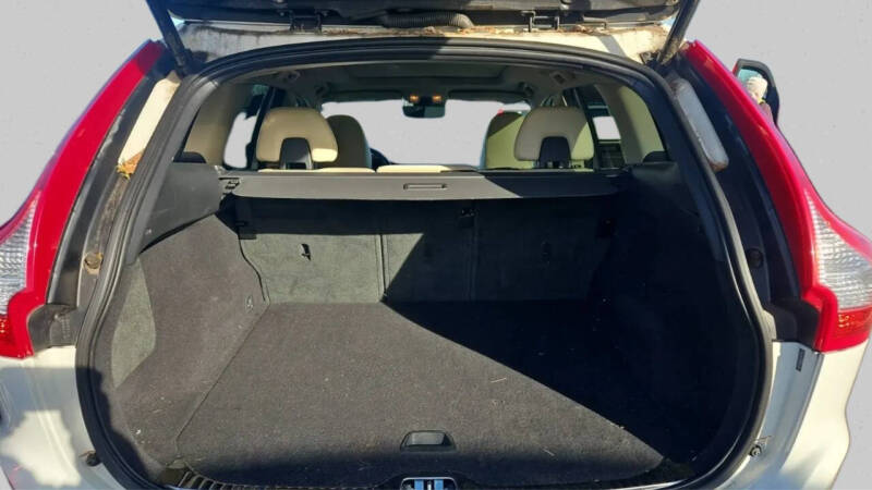 2016 Volvo XC60 T6 Drive-E