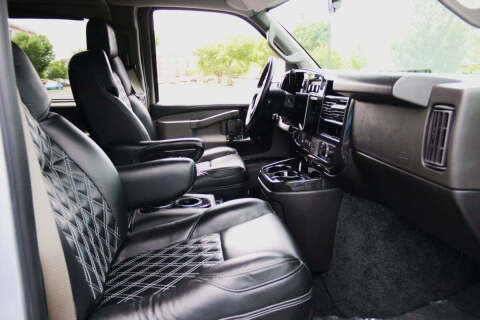 2024 Chevrolet Express 2500