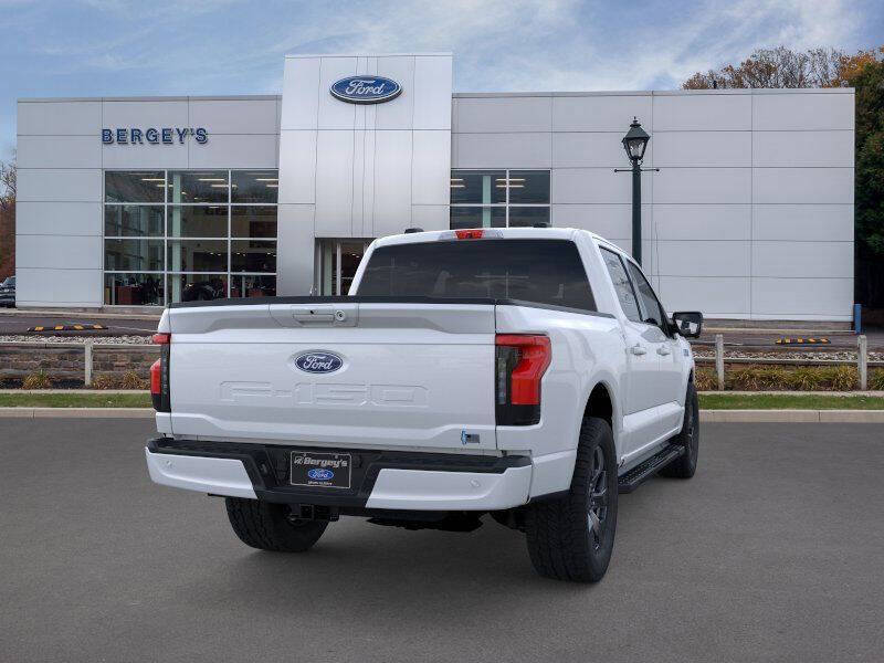 2025 Ford F-150 Lightning Flash