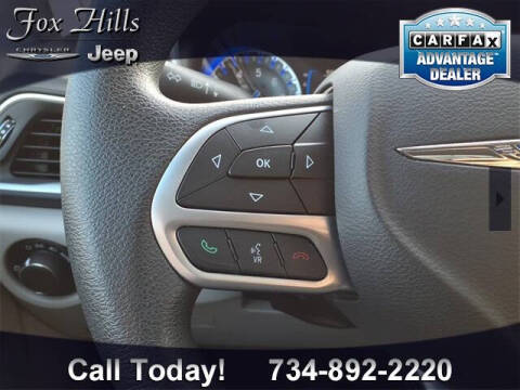 2017 Chrysler Pacifica Touring