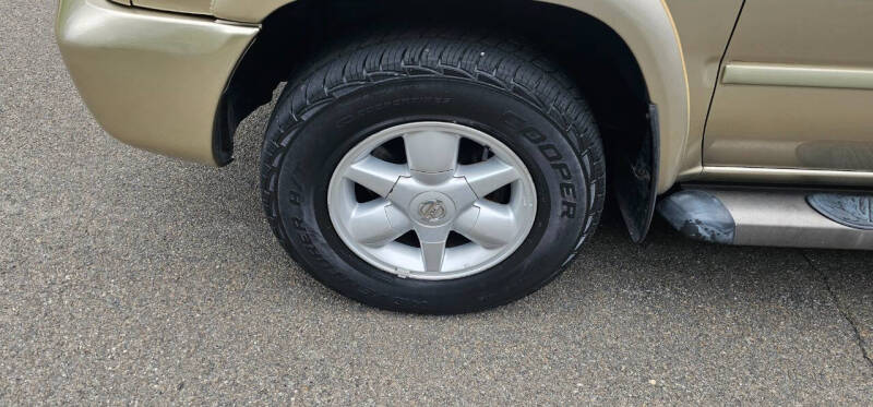 2002 Nissan Pathfinder SE