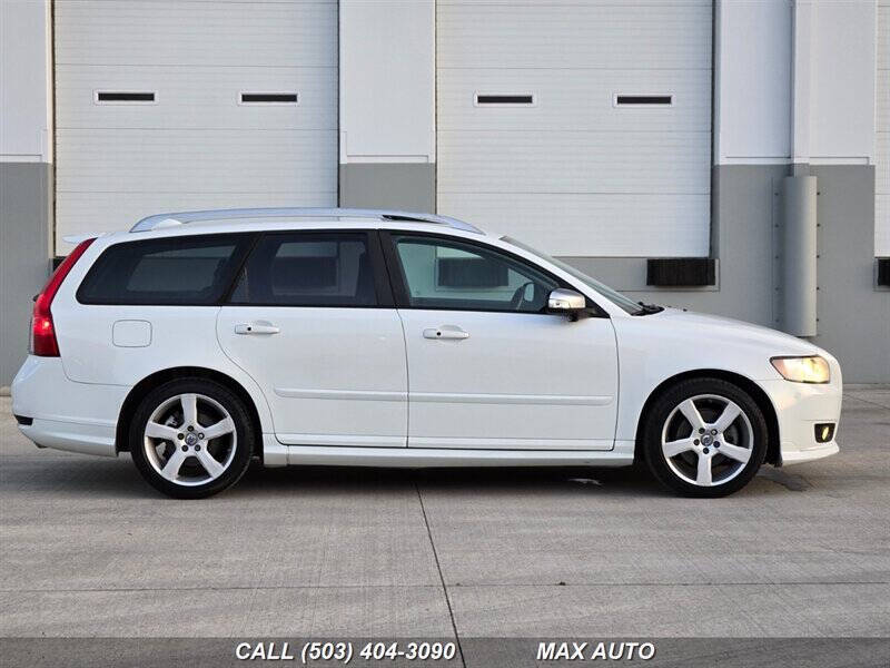 2011 Volvo V50 T5 R-Design