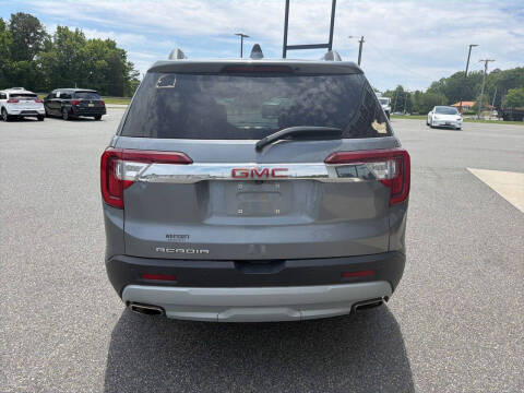 2021 GMC Acadia SLT