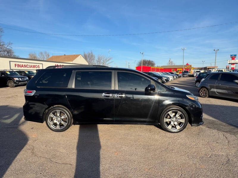 2017 Toyota Sienna