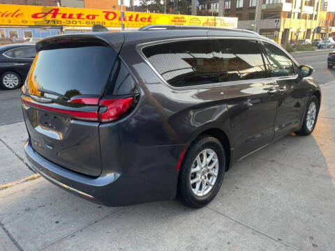 2021 Chrysler Pacifica Touring L