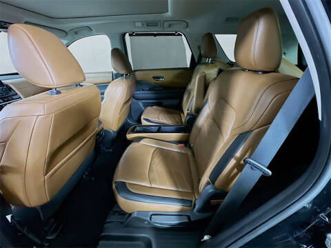 2022 Nissan Pathfinder Platinum