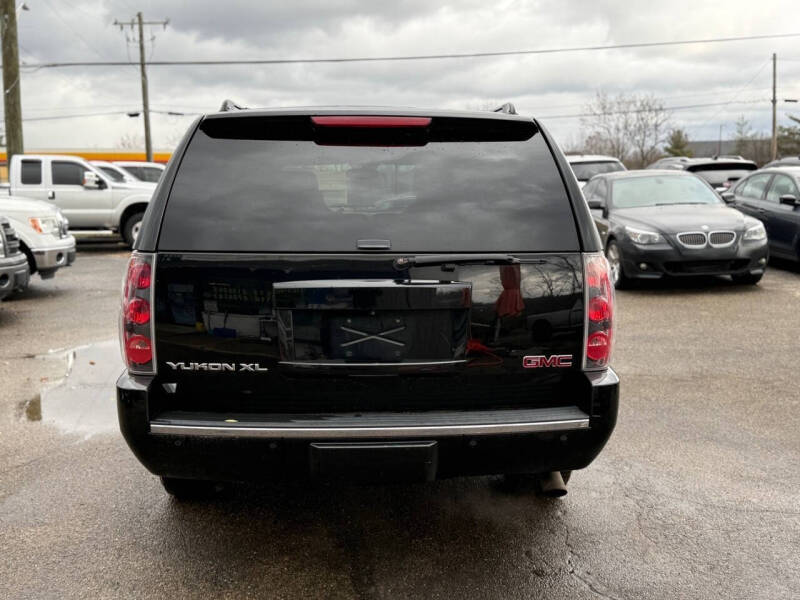 2013 GMC Yukon XL Denali