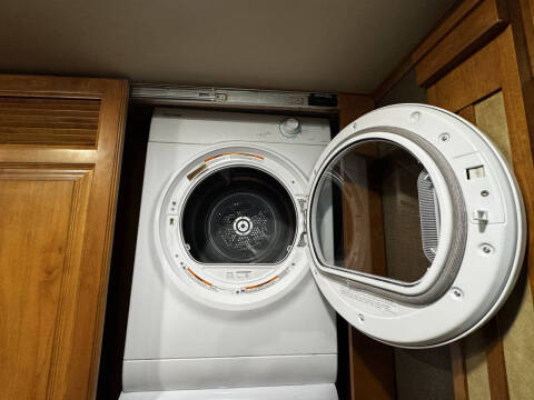 2018 Tiffin Allegro RED