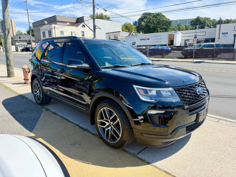 2018 Ford Explorer Sport
