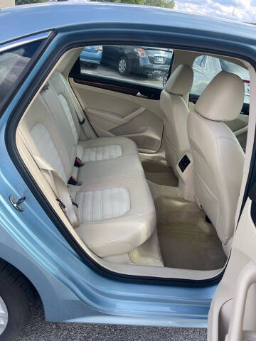 2013 Volkswagen Passat TDI SEL Premium