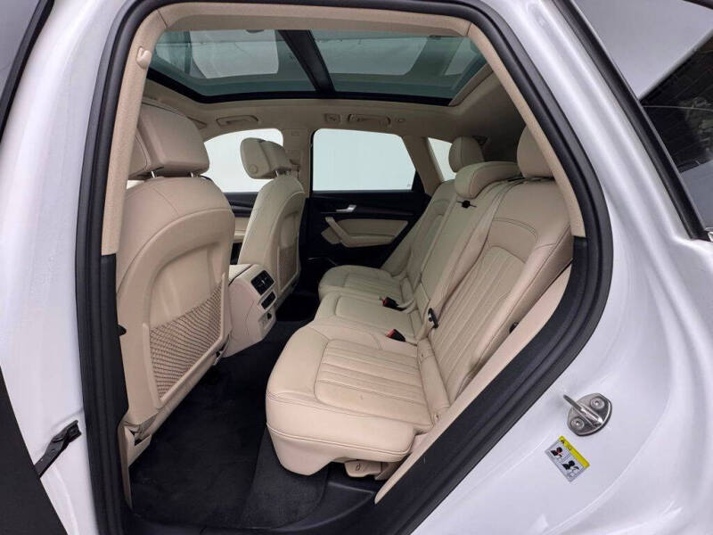 2022 Audi Q5 quattro S line Premium 45 TFSI